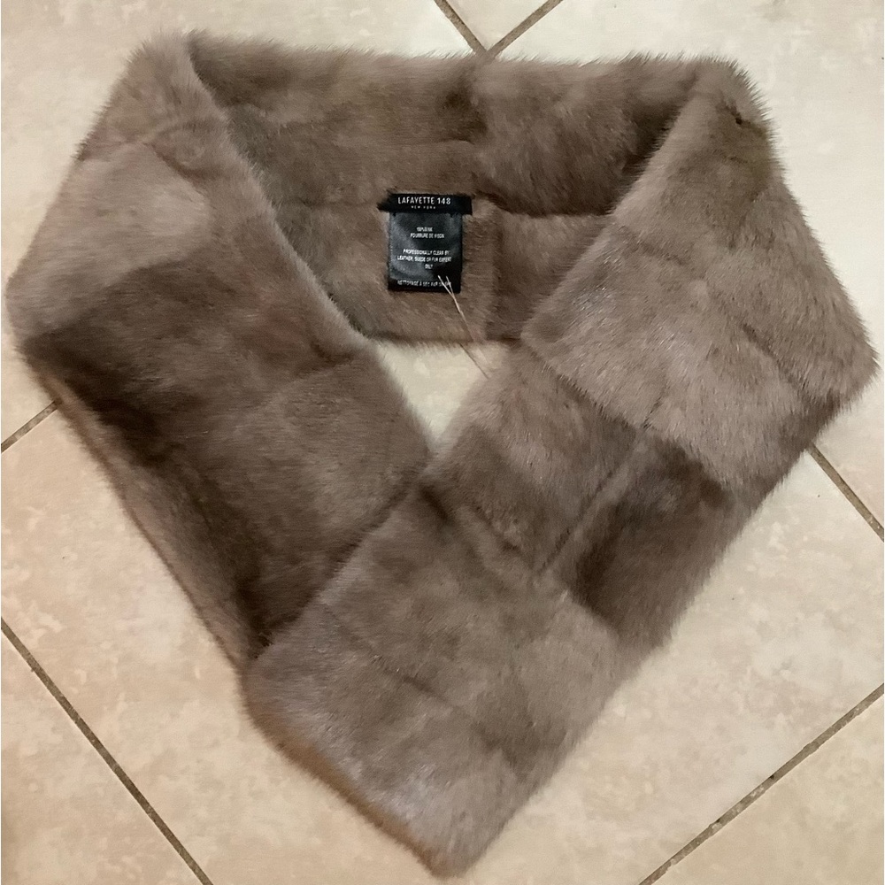 Lafayette 148 NY mink scarf